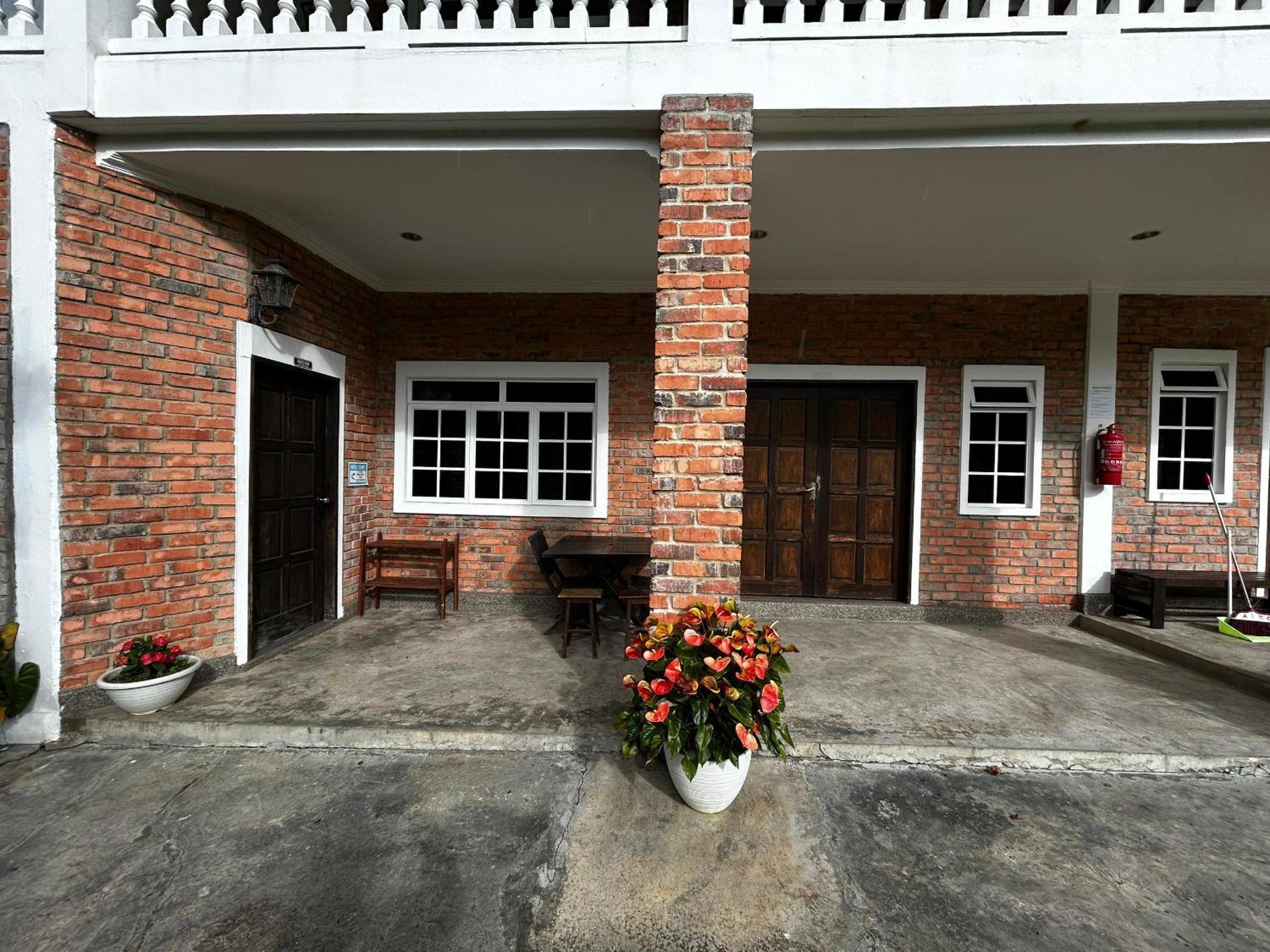 Kundasang Guesthouse Extérieur photo
